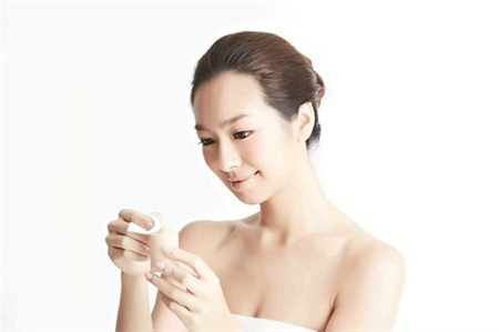 打破化妆品使用期限的迷思
