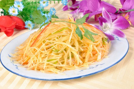 土豆丝怎么炒好吃？多吃土豆的好处