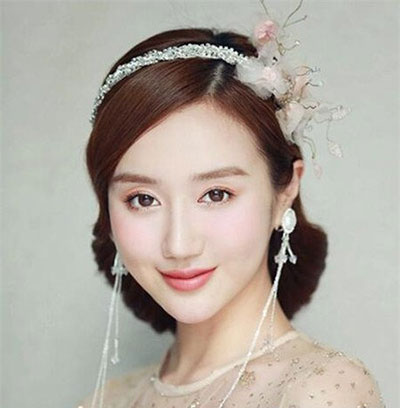 美妆欧系新娘发型 欧韩范新娘盘发