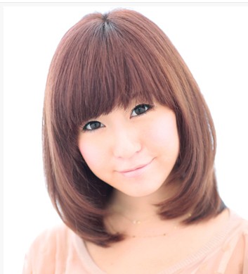 夏日甜美的女生中发发型推荐 轻松打造出甜美的邻家女孩气质