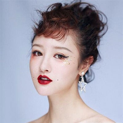 美妆欧系新娘发型 欧韩范新娘盘发