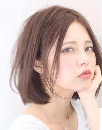 天生自然卷微胖女生适合的修颜发型