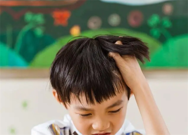 语文老师：阅读理解丢分 别盲目刷题 掌握3个技巧能提高 
