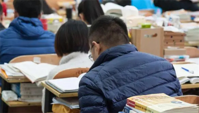 逃避式考研的年轻人在逃避什么 逃避式考研是什么 