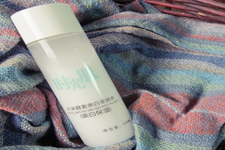 新手如何正确区分护肤品功效？挑选护肤品的方法有哪些