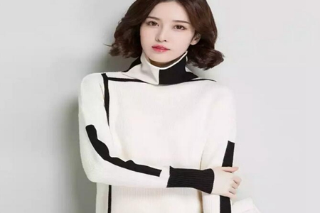 女性初春出行穿衣搭配，那针织衫就能解决