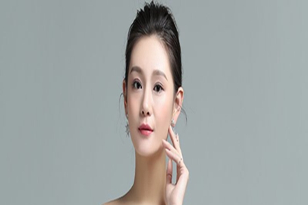 如何练出直角肩？女生练出直角肩拥有完美身线！