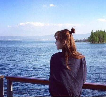 夏天长发要怎么扎最美 适合夏天美出新高度长发扎发