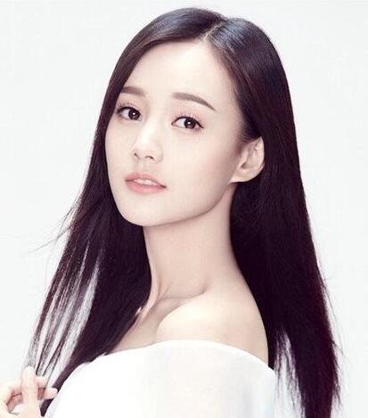 最新好看文艺女神直发发型