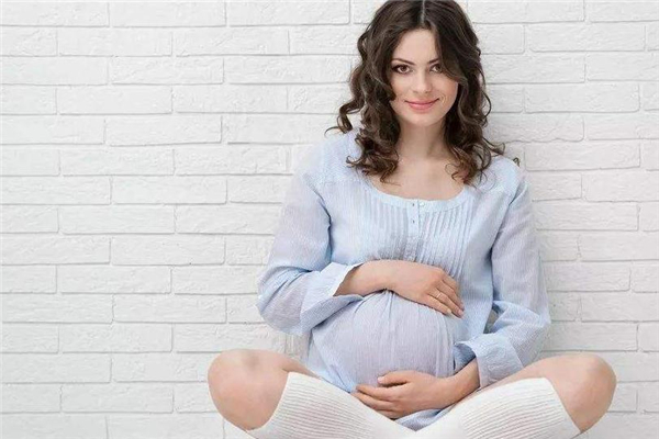 孕妇能穿平跟鞋吗 孕妇能穿拖鞋吗