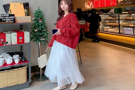 女人服饰学会穿搭几款毛衣，你想不漂亮都不行