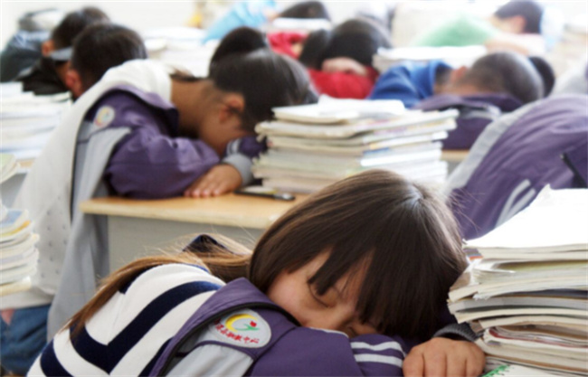 上学总犯困是什么原因 上学犯困有什么办法 