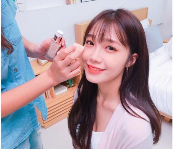 甜美显气质的女学生发型设计与脸型搭配大全