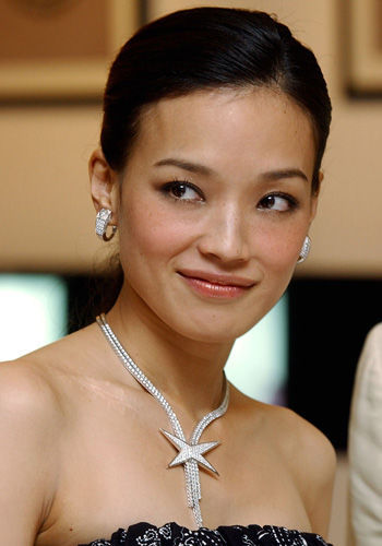 大嘴美女舒淇 早期教你清纯派烟熏妆的画法图解