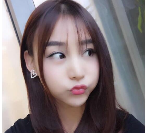甜美显气质的女学生发型设计与脸型搭配大全