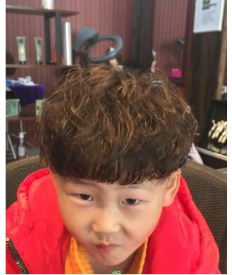 最新流行的男孩短发发型大全