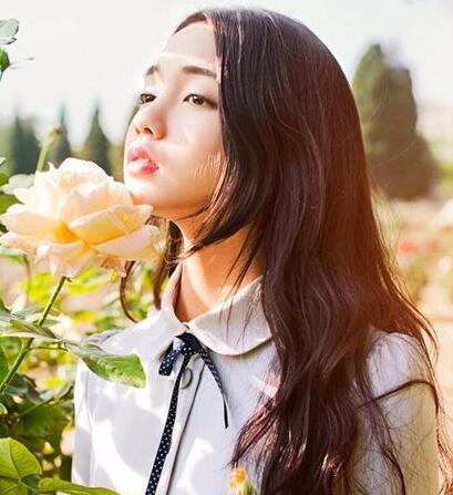 高中女学生适合的微卷卷发发型