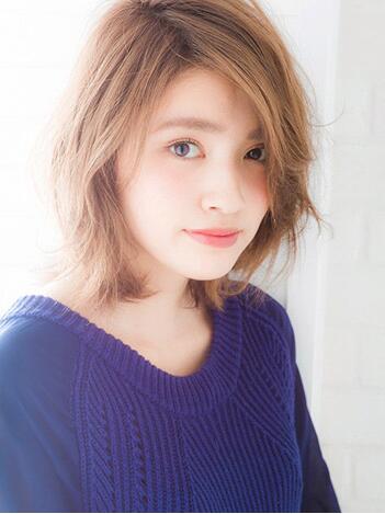 长脸女生适合的刘海发型