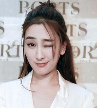 最新青春少女丸子头发型