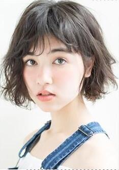 2023最新流行天使翅膀刘海发型 甜美显气质