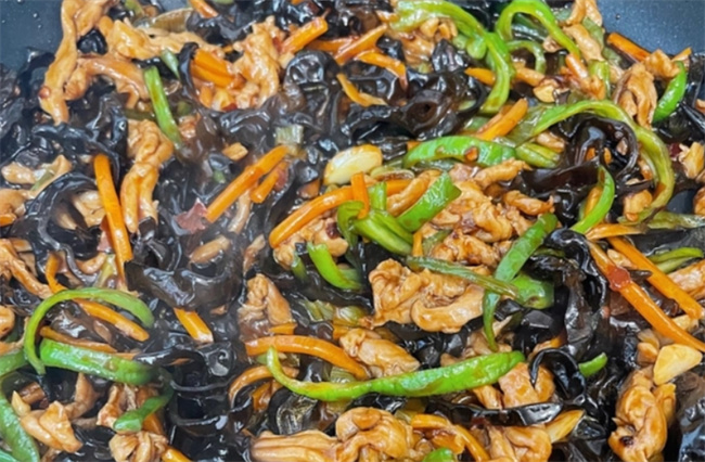 炒肉 牢记3个技巧 不管炒什么肉都嫩香入味 好吃又解馋 