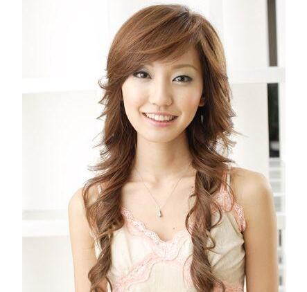 2023发型流行趋势女生长发烫发发型