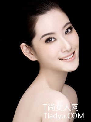 润泽妆容 简单六步轻松搞定