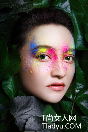 妆容从一而终 散粉功不可没