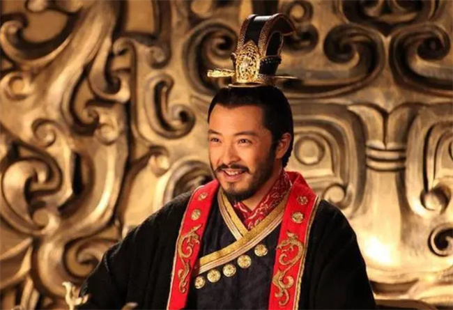 隋末天下大乱 宇文化及为何不挟天子以令诸侯 而杀死隋炀帝 