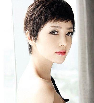 超有女人味的最新短发发型