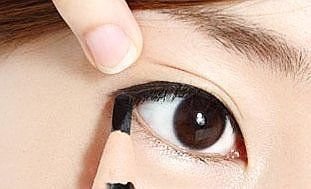 教你画出完美眼妆