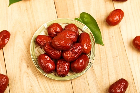 冬季吃什么增强免疫力？这五种红色食物能补身体
