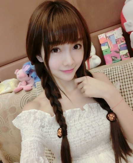 女生夏季显白染发发型推荐
