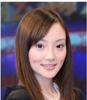 清新直发发型 散发出浓浓的女人味