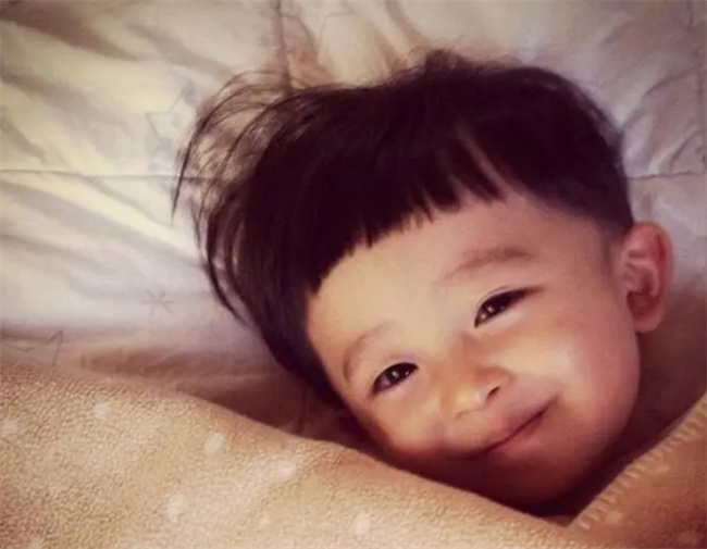 家有男孩的 孩子有这些特征 正是有出息的表现 