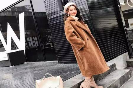 女人穿这3件时髦温暖的厚外套，不怕秋冬寒冷了