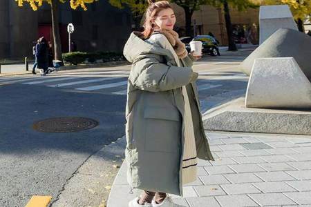 女人穿这3件时髦温暖的厚外套，不怕秋冬寒冷了