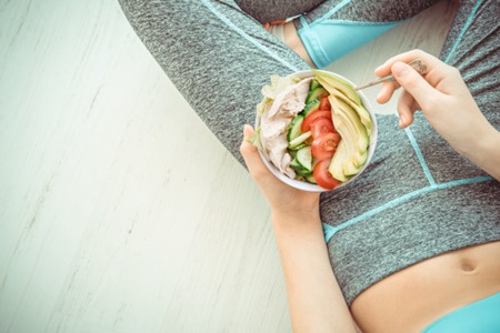 减肥主要是控制什么的摄入？这三种食物减肥期间及时戒掉
