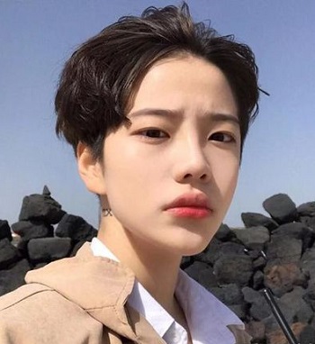 最新流行女生短发  可爱修颜减龄