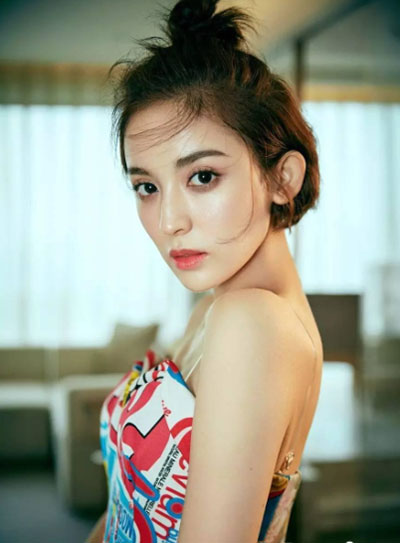娜扎时尚短发发型 女生增气场的短发发型