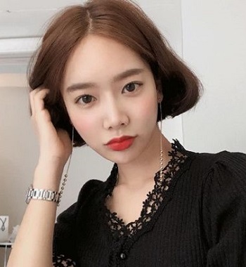 最新流行女生短发  可爱修颜减龄