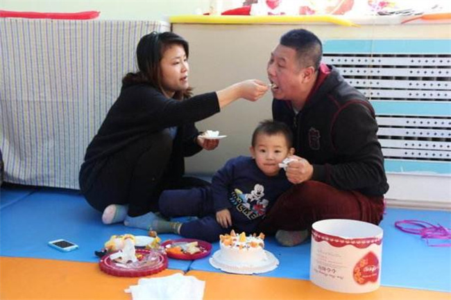 早教班对孩子有作用吗 到底要不要送孩子去早教班 