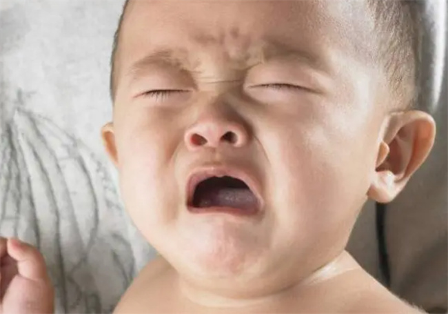 孩子的这一行为很讨厌 父母不要担心 这是孩子聪明的表现 