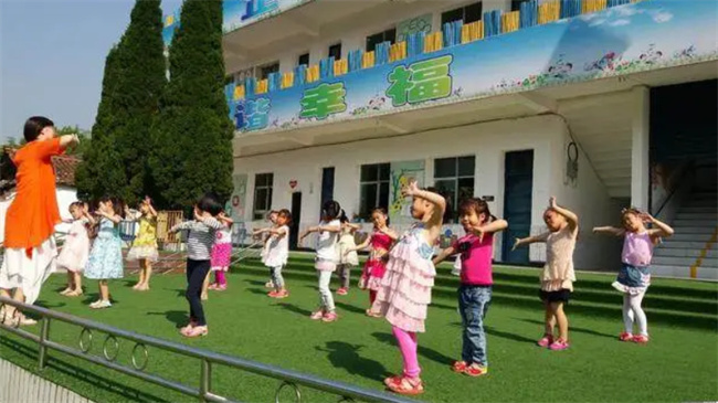 家长们这几种孩子就不要往幼儿园送了 不然带坏整个班 