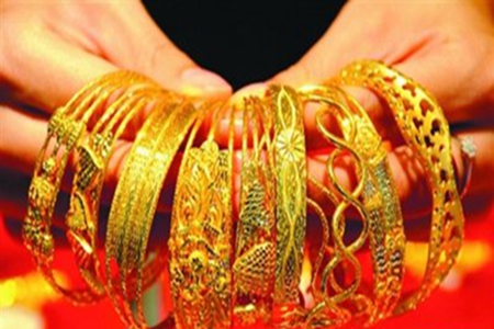 佩戴黄金手镯的讲究，美女们注意不要乱戴了