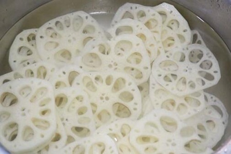 凉拌藕片怎么做好吃？凉拌藕片的做法家常