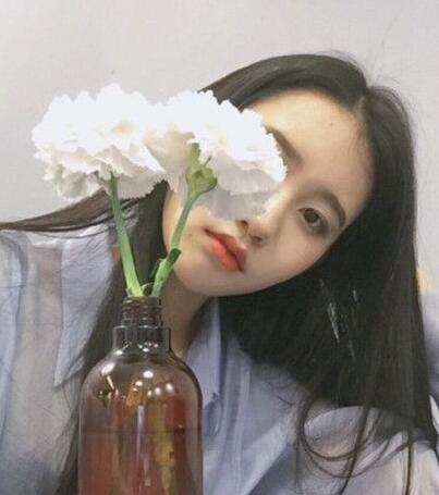 女生最新超美气质中分长发发型大全