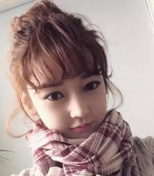 最新减龄流行的学生发型 让你嫩回20岁少女