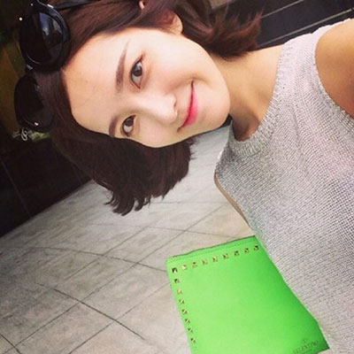 韩范女生中分短发发型 做个气质短发美女