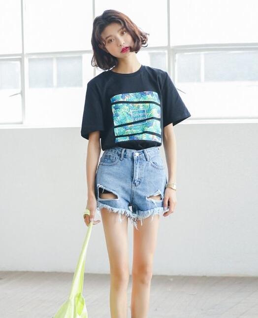 夏季超级百搭服饰的女短发发型大全
